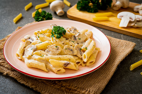 Creamy pasta